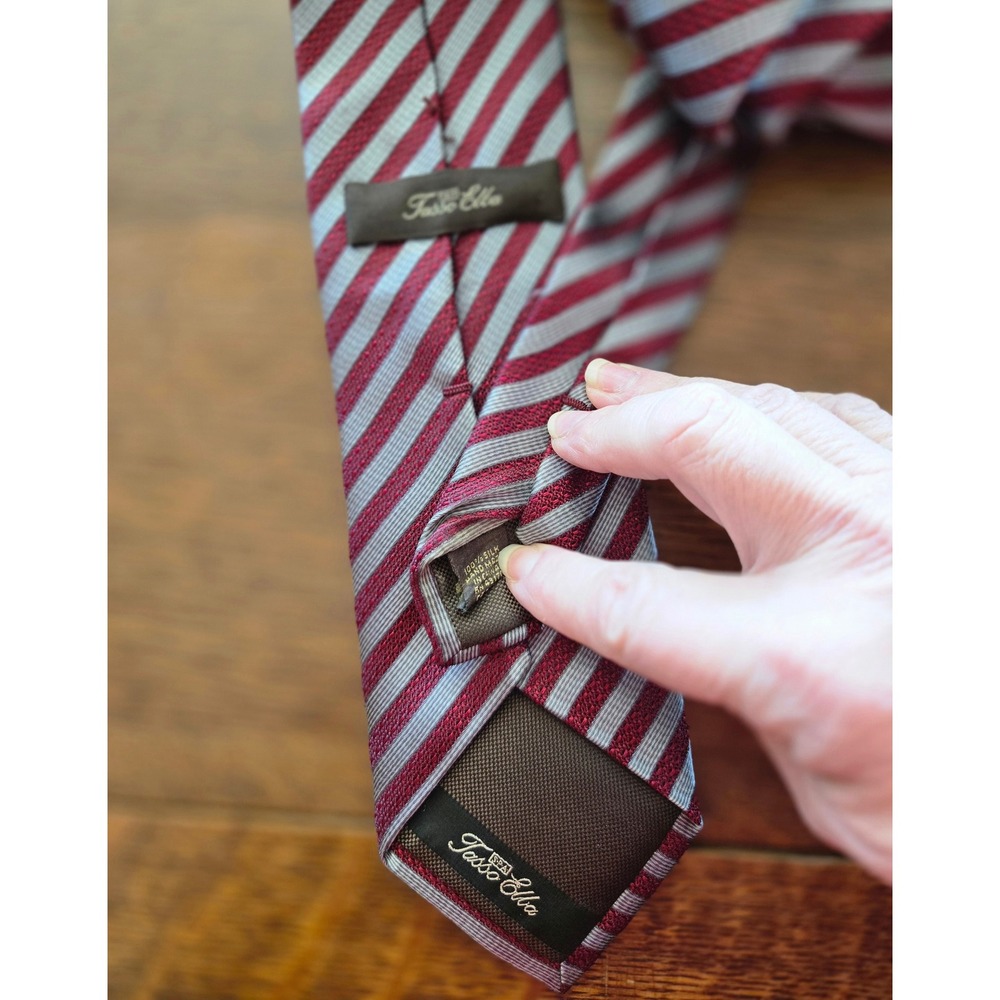 Tasso Elba Mens Silk Burgundy Gray Stripe Classic Necktie 3 x 72 - Picture 3 of 4